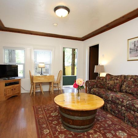 Fern Grove Cottages Guerneville Dış mekan fotoğraf